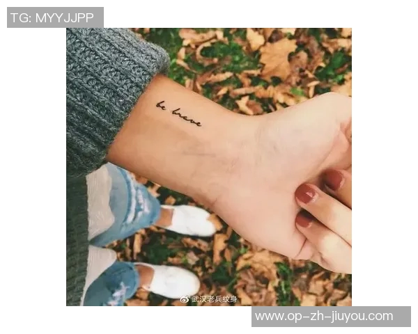 足球纹身图案大全精选展示让你找到最具个性的足球主题纹身设计灵感